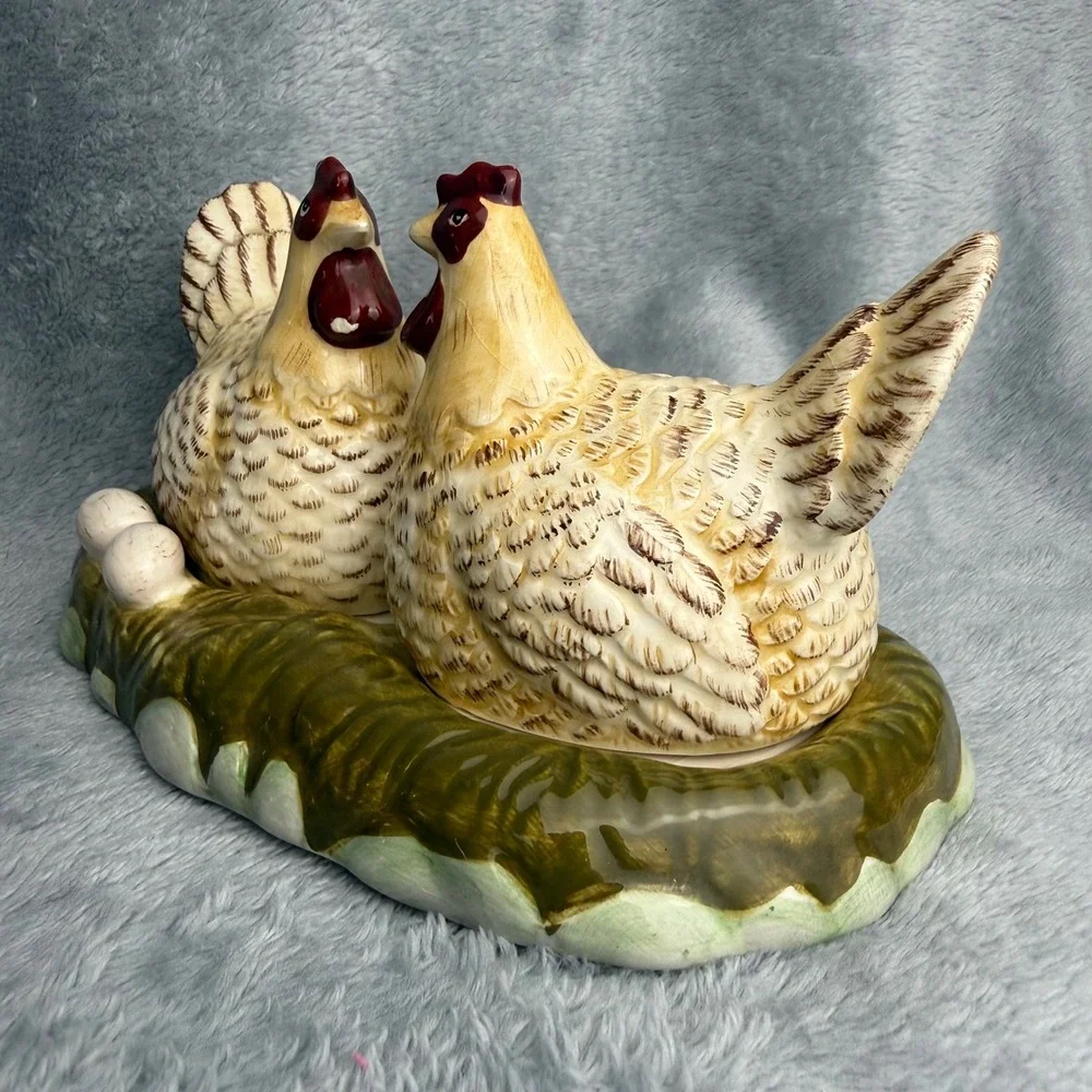 Vintage Ceramic Chicken Salt and Pepper Shakers Set with Nest Base Tray